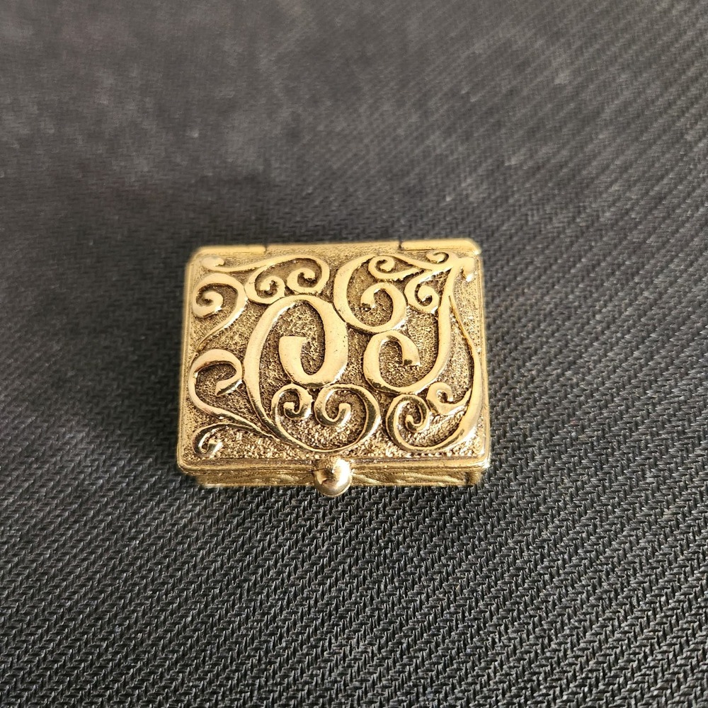 Vintage Corday Fame La Cache solid Perfume .13oz Brass Hinge Box